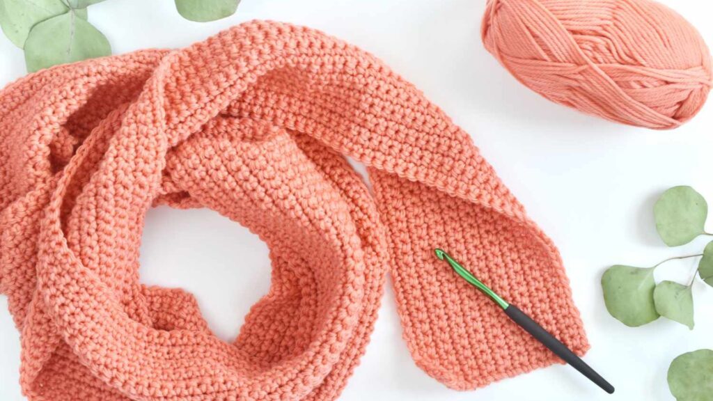 How to Crochet a Scarf: A Simple Tutorial