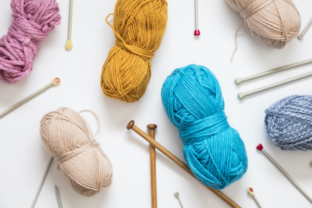 How to Knit with Different Yarn Types